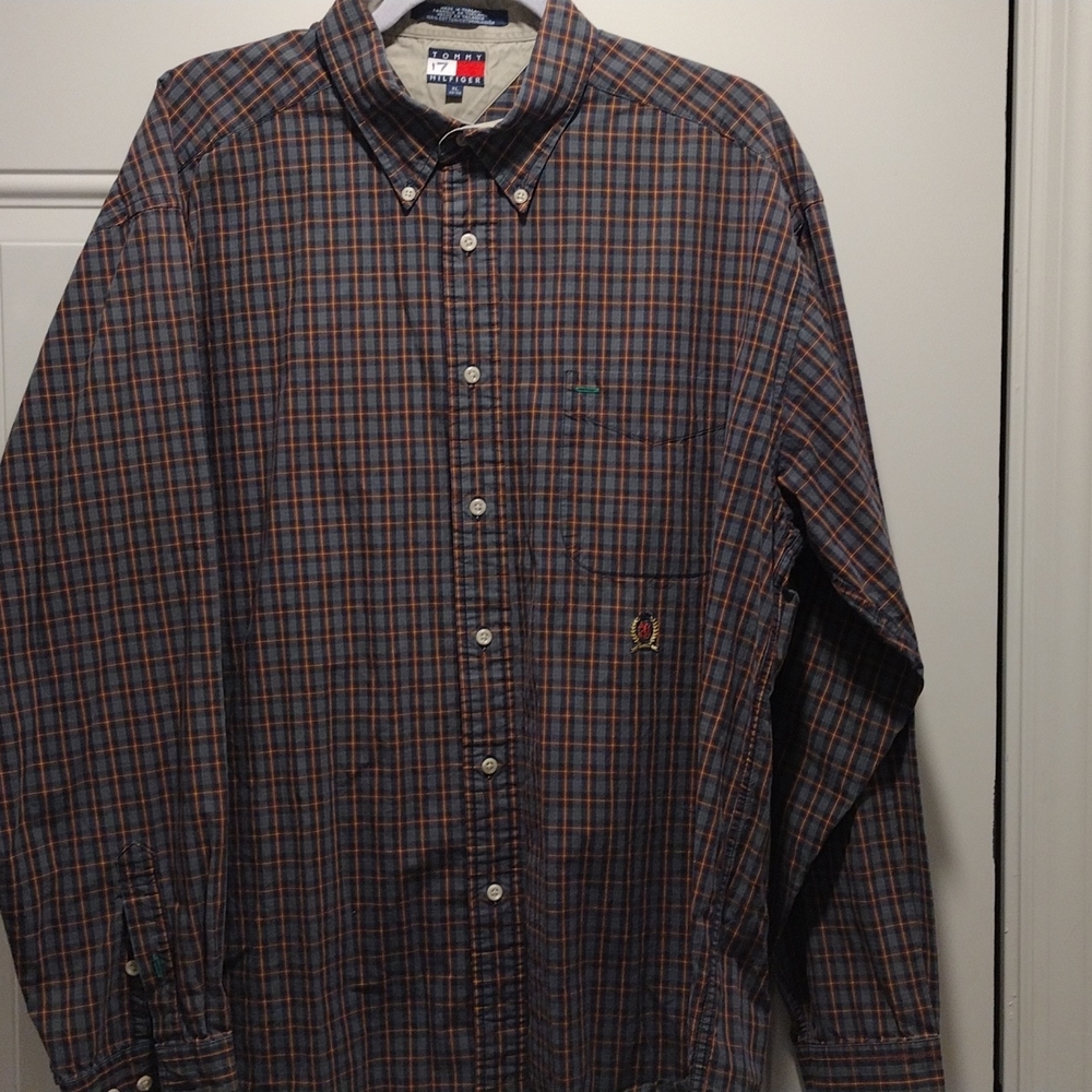 Tommy Hilfiger xl long sleeve button down shirt
